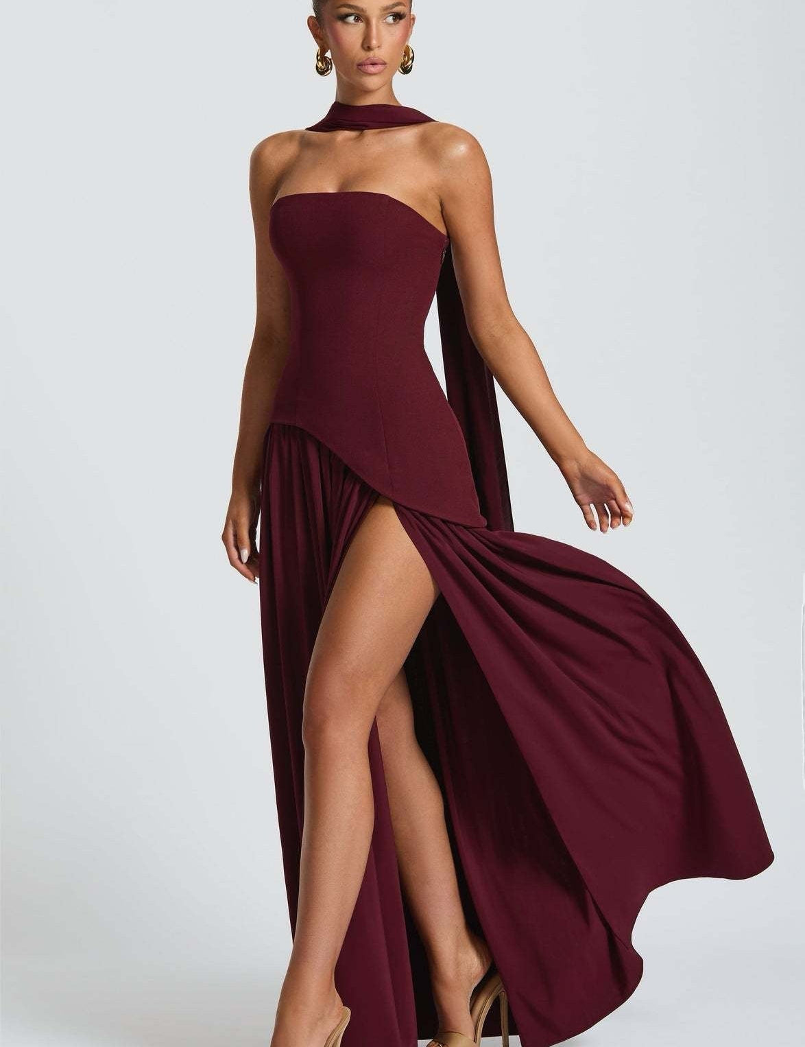 Beatriz - Vestido Longo Sofisticado