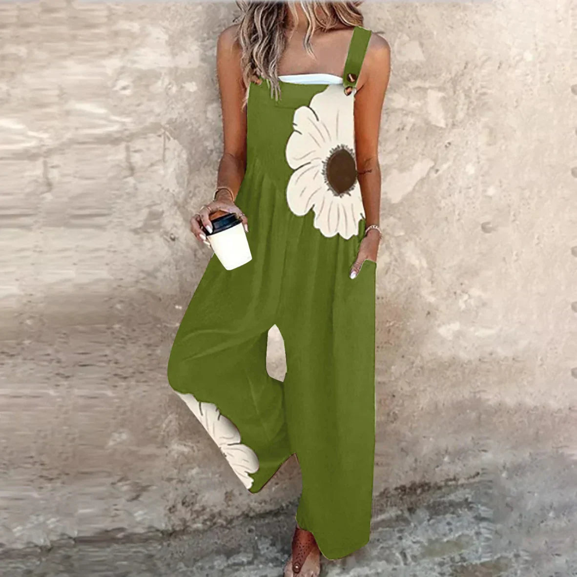 LAURA | CONJUNTO ELEGANTE COM CORTE DECOSTRUTURADO