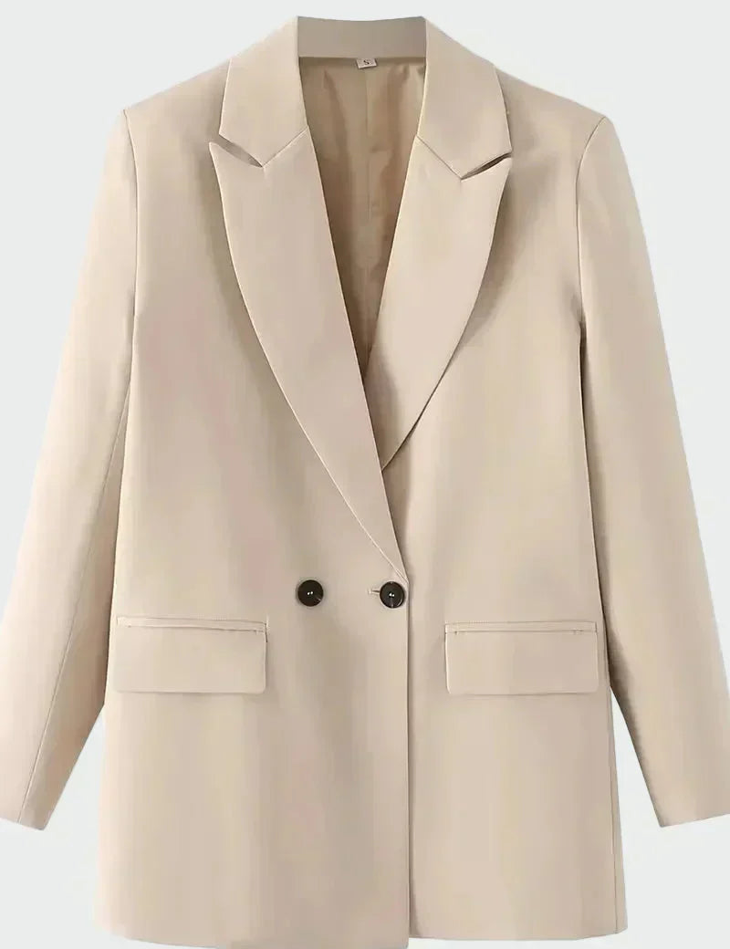 Casaco Oversized com Linha Moderna