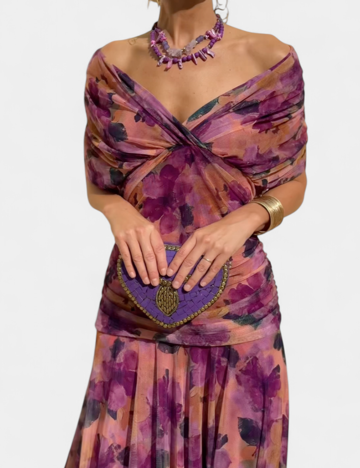 Luana - Vestido elegante com decote em V